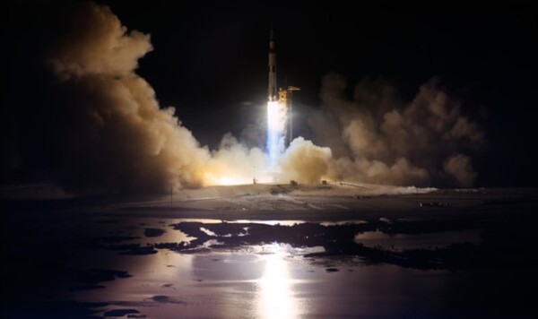 아폴로17호가 발사되는 모습. 출처=NASA