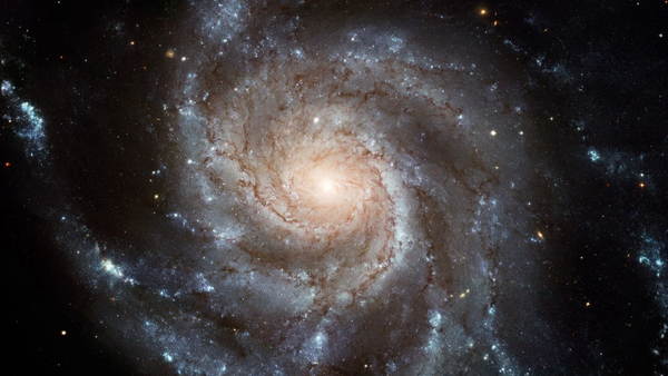 새로 발견된 초신성이 위치한 M101 은하. 나사에서 허블 우주망원경이 포착한 사진으로 만든 자료다 [자료=NASA / ESA]